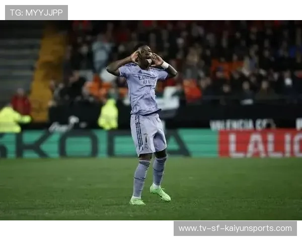 欧洲冠军联赛：皇马逆转出局，争夺冠军继续激烈！，欧冠冠军排行榜_皇马12冠遥遥领先